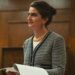 Gaby Hoffmann memberikan pendapatnya mengenai Claire Rothman