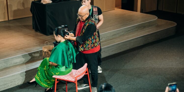 Mengenal Gelung Nusantara: Warisan Budaya Perempuan Indonesia yang Kembali Tren di Era Modern