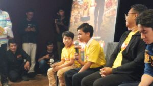 Starvision resmi merilis trailer dan poster film Kado Untuk Ibu, dibintangi Luisa Adreena dan Emir Mahira