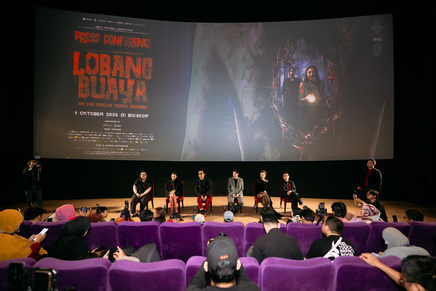 Review Film Lobang Buaya: Bukan Sekadar Horor, Ini Teka Teki yang Bikin Penonton Curiga ke Semua Orang